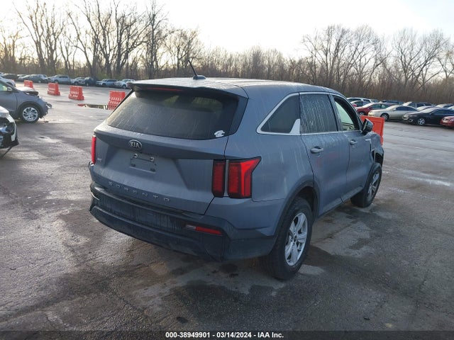 KIA SORENTO LX 2021 5XYRGDLC6MG044441 Image 4
