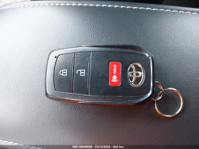 Toyota COROLLA SE 2023 JTND4MBE4P3199600 Image 11