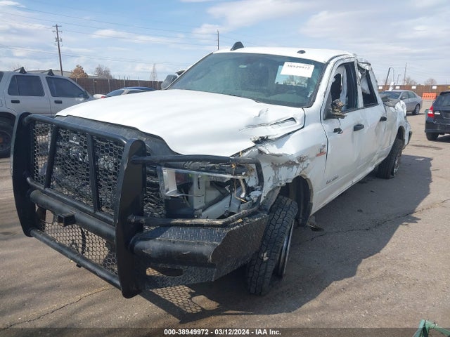RAM 2500 Tradesman  4x4 8' Box 2022 3C6UR5HL2NG251583 Image 2