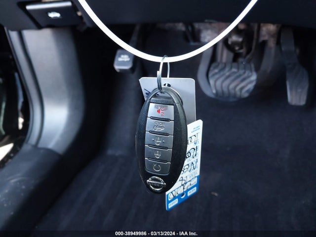 Nissan ROGUE SV 2018 5N1AT2MT9JC810816 Image 11