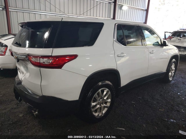 Chevrolet Traverse Ls 2018 1GNEVFKW2JJ193296 Image 4