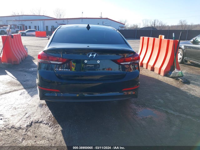 Hyundai ELANTRA SE 2017 5NPD84LF1HH200174 Image 16