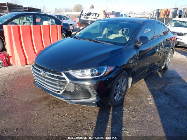 Hyundai ELANTRA SE 2017 5NPD84LF1HH200174 Image 2
