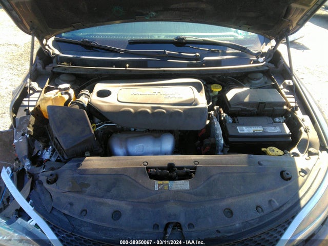 Chrysler 200 Limited 2015 1C3CCCAB0FN731596 Image 10