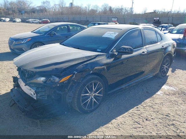 Toyota CAMRY SE 2021 4T1G11AK3MU549669 Image 2