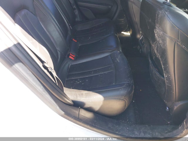 Chrysler 200 C 2015 1C3CCCCBXFN508303 Image 8
