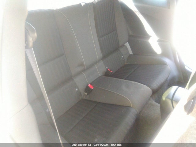 Chevrolet Camaro 1ls 2015 2G1FA1E36F9115144 Image 8