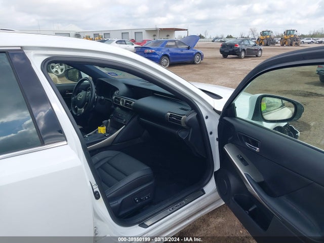 JTHBA1D23G5035134 Lexus IS 200T