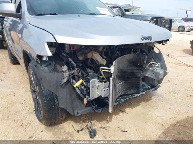 1C4RJEAG3JC221928 Jeep Grand Cherokee Altitude 4x2