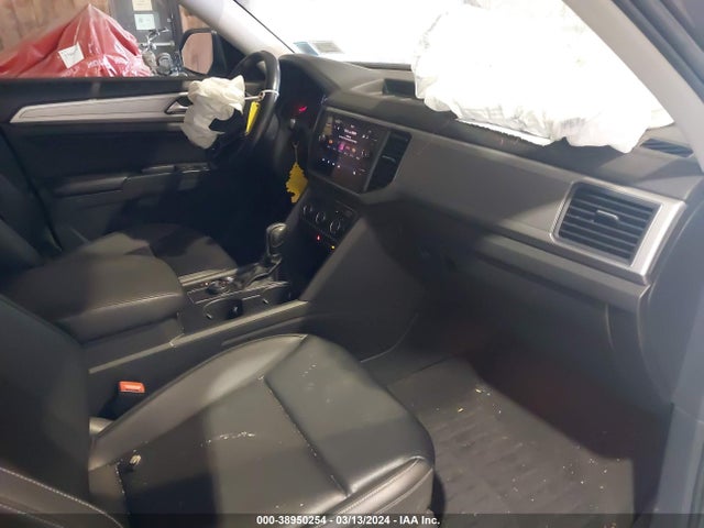 1V2KR2CA4JC566563 Volkswagen Atlas 3.6l V6 Se
