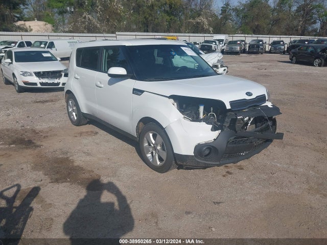 KIA Soul 2017 KNDJN2A29H7465929 Image 1