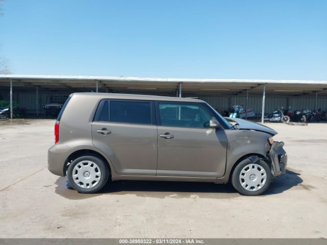 JTLZE4FE6FJ068829 Scion Xb 686 Parklan Edition