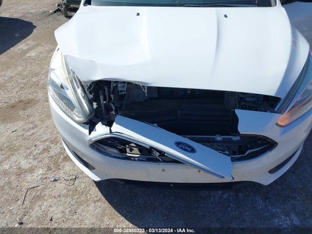 Ford FOCUS SE 2016 1FADP3F21GL319882 Image 6