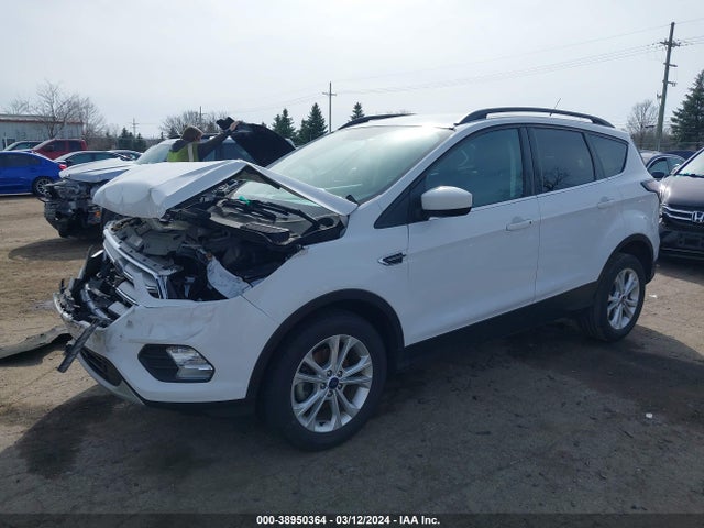 Ford ESCAPE SE 2018 1FMCU0GDXJUC69560 Image 2