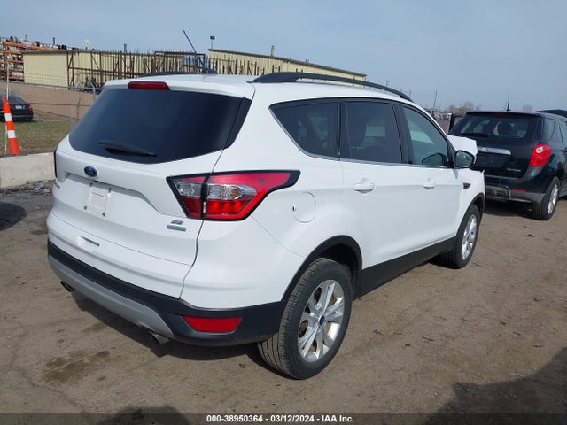 Ford ESCAPE SE 2018 1FMCU0GDXJUC69560 Image 4