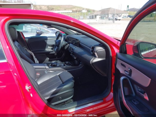 W1K3G4FB6LW047467 Mercedes-Benz A 220 4matic