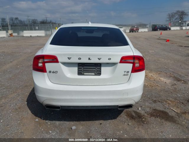YV1612TK1F1333157 Volvo S60 T5 Premier