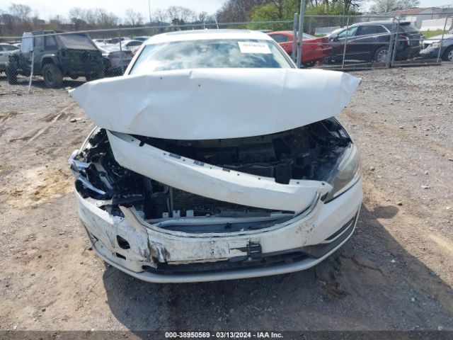 YV1612TK1F1333157 Volvo S60 T5 Premier