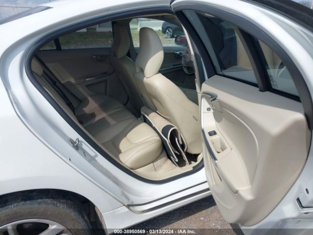 YV1612TK1F1333157 Volvo S60 T5 Premier