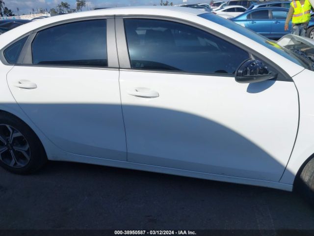 3KPF24ADXLE171203 KIA Forte Lxs