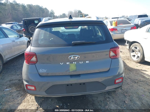 Hyundai Venue Limited 2022 KMHRC8A32NU139774 Image 17