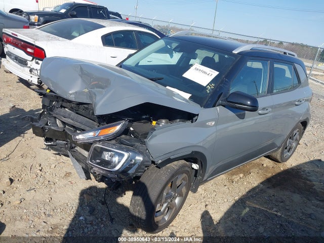 Hyundai Venue Limited 2022 KMHRC8A32NU139774 Image 2