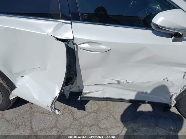 JTJYARBZ6G2031782 Lexus NX 200T