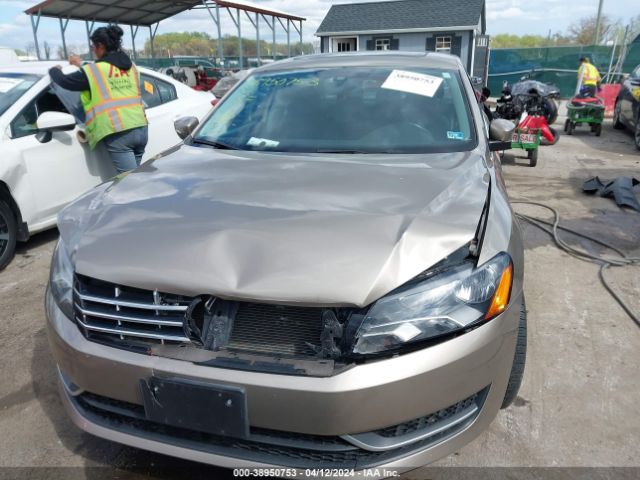 1VWBV7A38FC015667 Volkswagen Passat 2.0l Tdi Se
