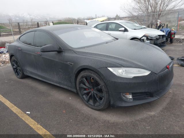 2015 Tesla Model S 85d/p85d მანქანა იყიდება აუქციონზე, vin: 5YJSA1E4XFF111821, აუქციონის ნომერი: 38950859