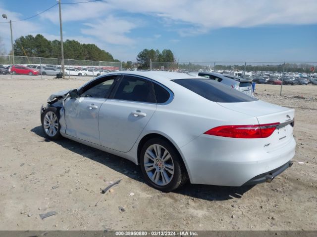SAJBD4BV2HCY27765 Jaguar Xf 35t Premium