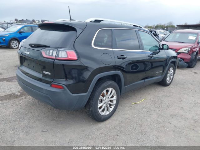 1C4PJLCB0KD358124 Jeep Cherokee Latitude Fwd