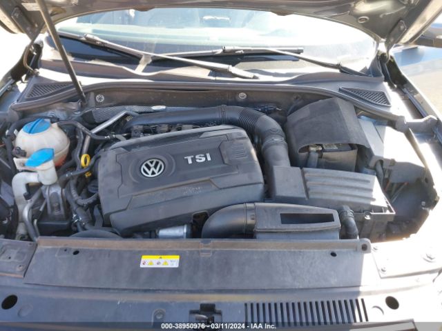 1VWBT7A3XFC075214 Volkswagen Passat 1.8t Se