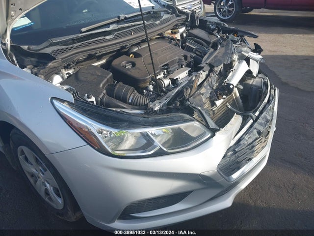 Chevrolet Cruze Ls Auto 2018 1G1BC5SM7J7237227 Image 13