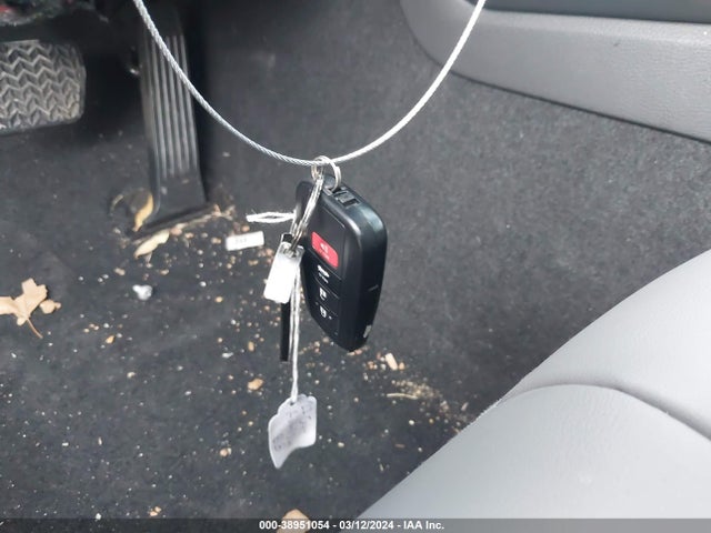 Toyota AVALON XLE 2022 4T1AZ1FBXNU083229 Image 11
