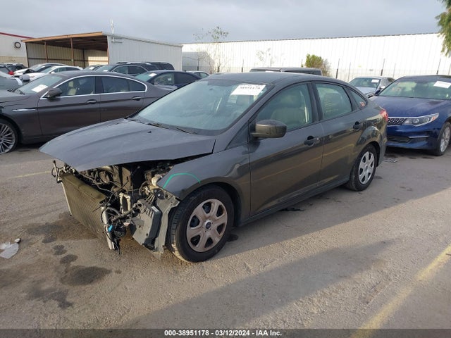 Ford FOCUS S 2016 1FADP3E21GL289347 Image 2