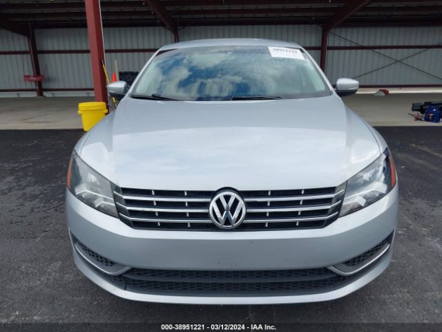 1VWAT7A30EC022998 Volkswagen Passat 1.8t Wolfsburg Edition