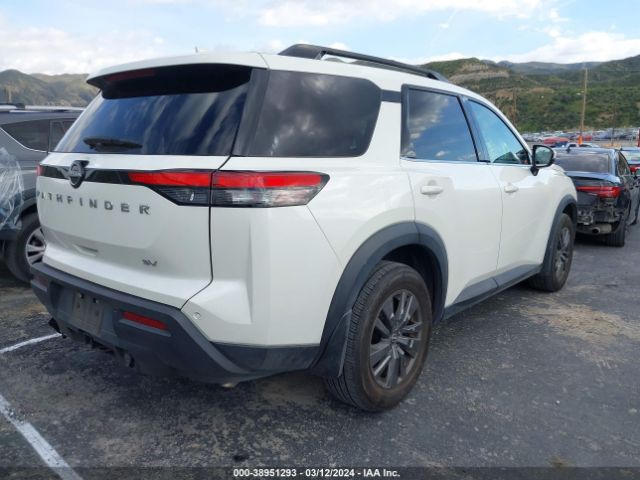 5N1DR3BB0NC212597 Nissan Pathfinder Sv 2wd