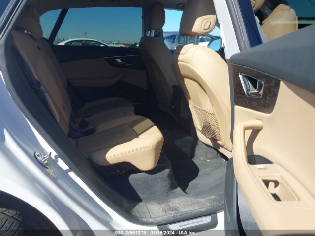 2019 AUDI Q8 WA1EVAF17KD036500 Photo 7
