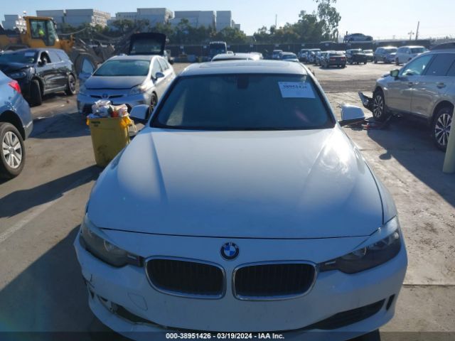 WBA3B1C59EPV79649 BMW 320i