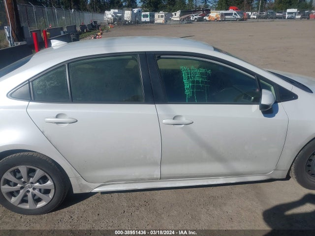 Toyota COROLLA LE 2022 JTDEPMAEXNJ206673 Image 12