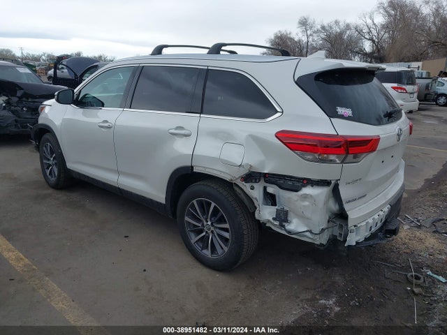 Toyota Highlander Xle 2019 5TDJZRFH7KS609212 Image 3