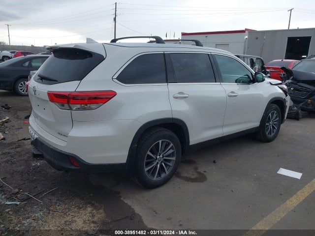 Toyota Highlander Xle 2019 5TDJZRFH7KS609212 Image 4