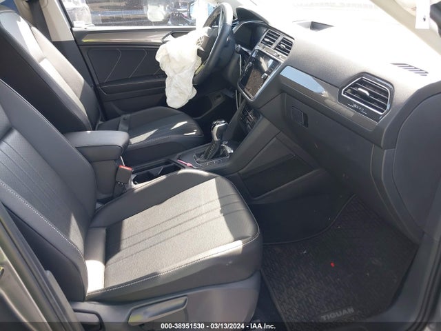 3VV3B7AX3NM071758 Volkswagen Tiguan 2.0t Se