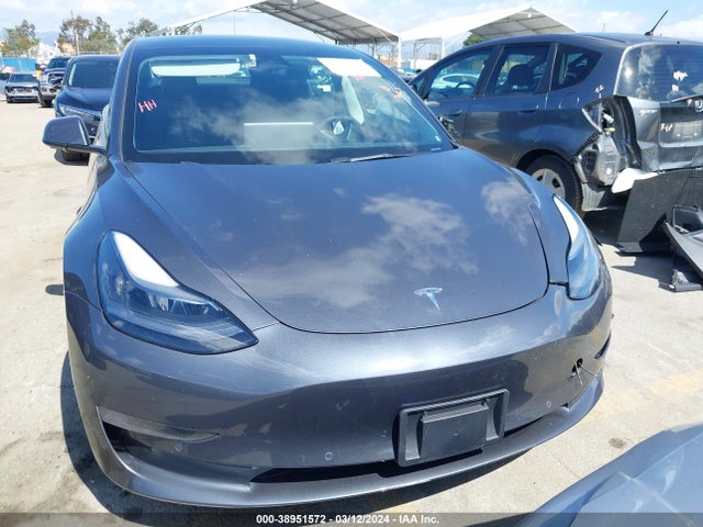 Tesla Model 3 Long Range Dual Motor All-wheel Drive 2022 5YJ3E1EB6NF358887 Image 12
