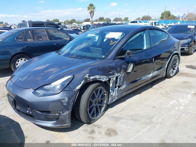 Tesla Model 3 Long Range Dual Motor All-wheel Drive 2022 5YJ3E1EB6NF358887 Image 2