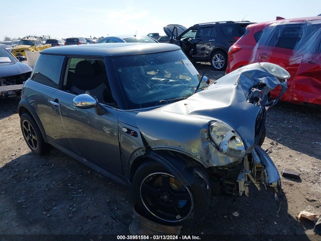 2003 MINI COOPER S WMWRE33453TD71392 Photo 0
