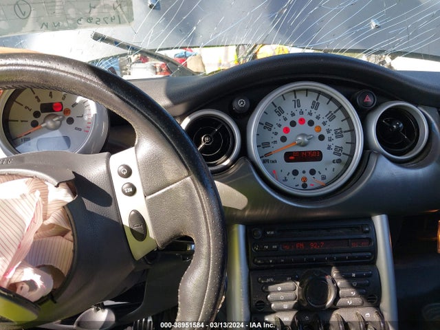 2003 MINI COOPER S WMWRE33453TD71392 Photo 6