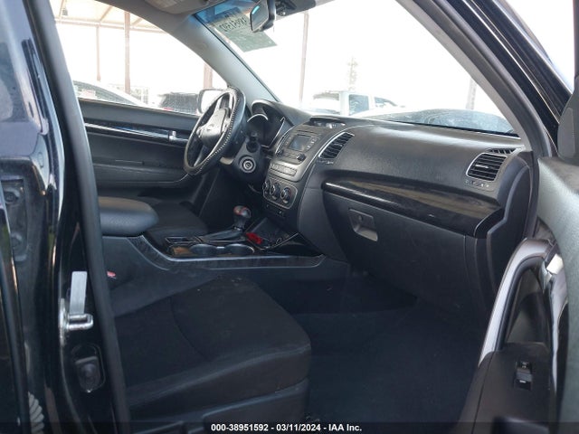 KIA SORENTO LX 2014 5XYKTCA67EG438701 Image 5