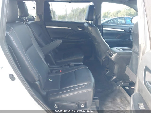 Toyota Highlander Xle 2019 5TDKZRFH7KS571887 Image 8