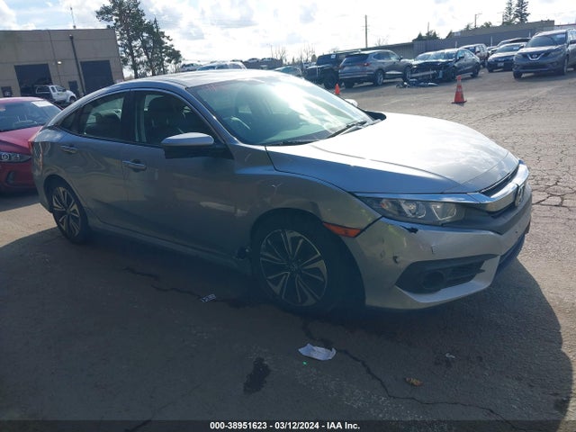 2018 19XFC1F74JE001625 main image